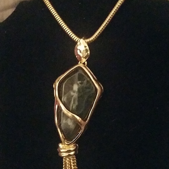 Necklace - Picture 2 of 3